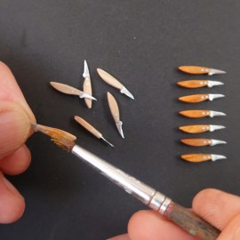 Schnitzmesser, Holz mit Zinn, Miniatur in 1zu12