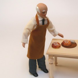 biegepuppe_verkäufer_1zu12_bild1