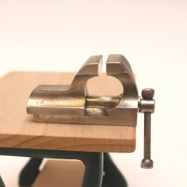 Schraubstock, Miniaturwerkstatt im Maßstab 1zu12