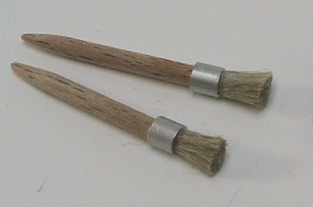 Rundpinsel, ca. 30 mm lang, Puppenstubenminiatur in 1zu12